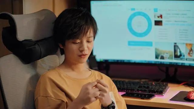 男朋友背着自己去相亲应该怎么办,男朋友背着我介绍的女生去相亲