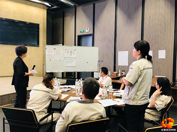 涓溅鏍床鐢垫満椋庡姏鍙戠數,涓溅鏍床鐢垫満椋庣數