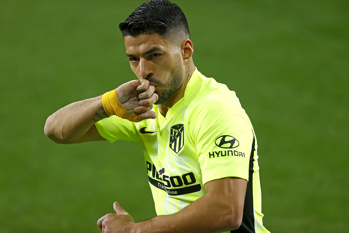 2-1史诗级绝杀！苏神2球大逆转+追平梅西，夺冠热门独霸榜首