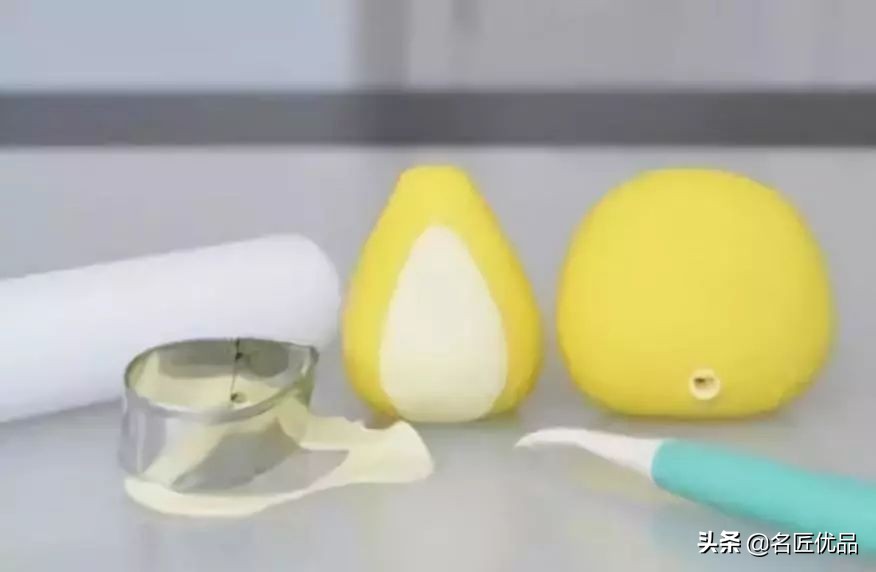 用黏土做简单又可爱的小狮子,小狮子粘土手工制作教程