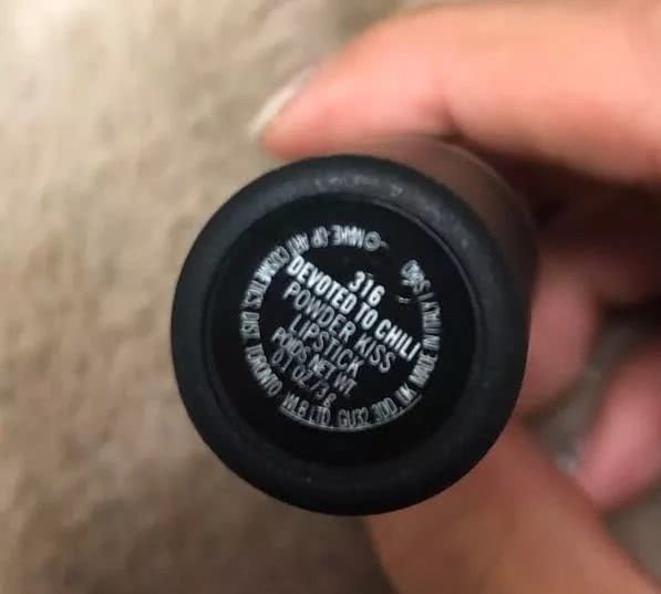 假mac口红烂嘴,假mac口红