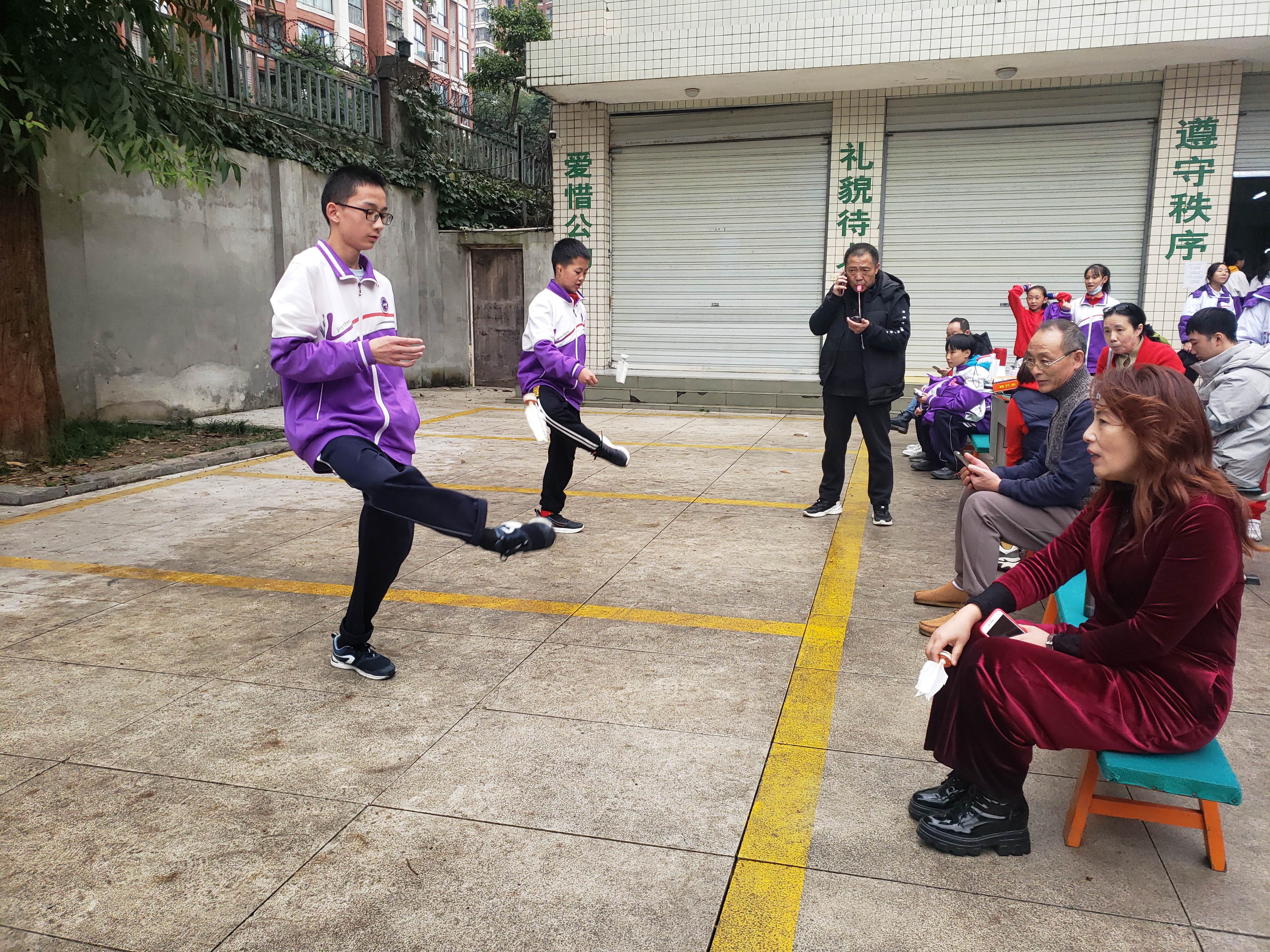 四川德阳七中田径运动会,五育并举美育比赛作品展
