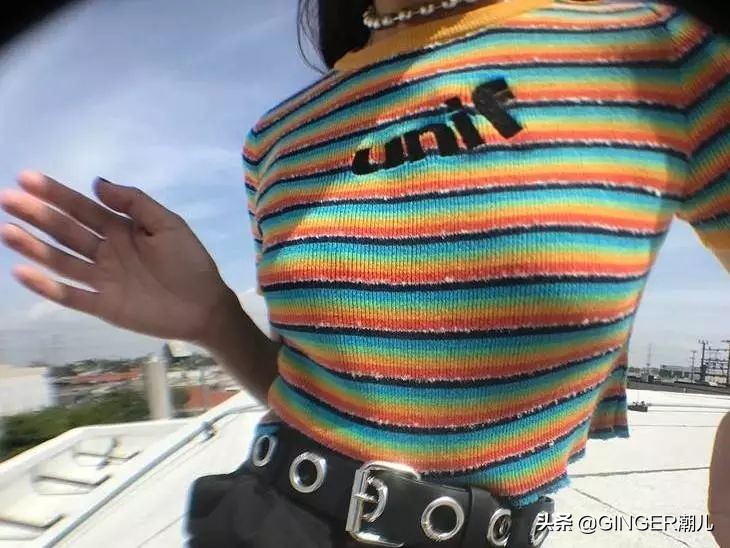 百元就能买到明星同款店铺,百元平价衣服明星