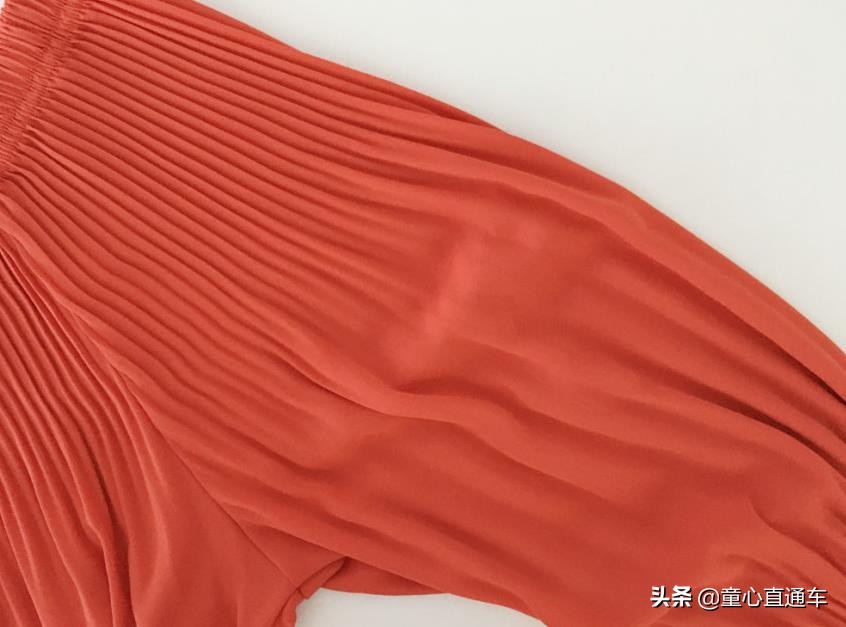 韩国童装潮童穿搭背带裤子,春季时尚童装长裤