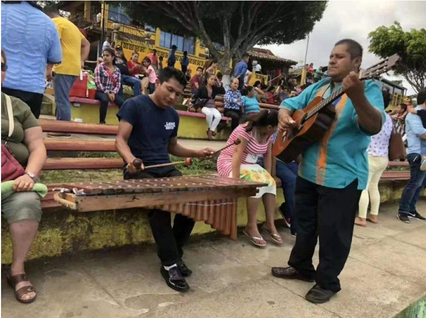 哥斯达黎加面积和人口有多少,哥斯达黎加号称什么