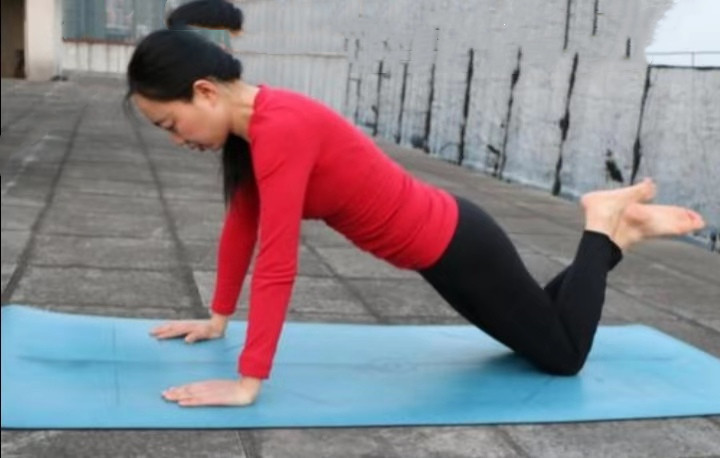 长期久坐腰部无力怎么办,久坐久躺低头玩手机做什么锻炼