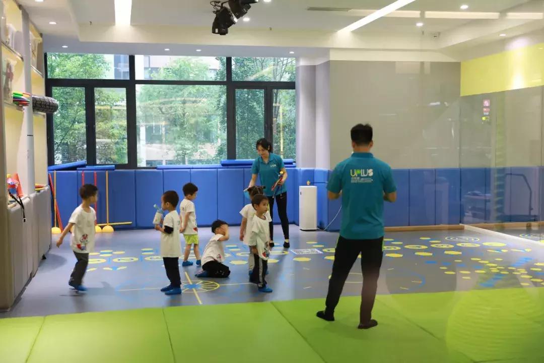 探店达人21天陪跑训练营,成都体能少儿馆