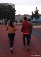 入冬第一次散步,冬训早上几点跑步开始