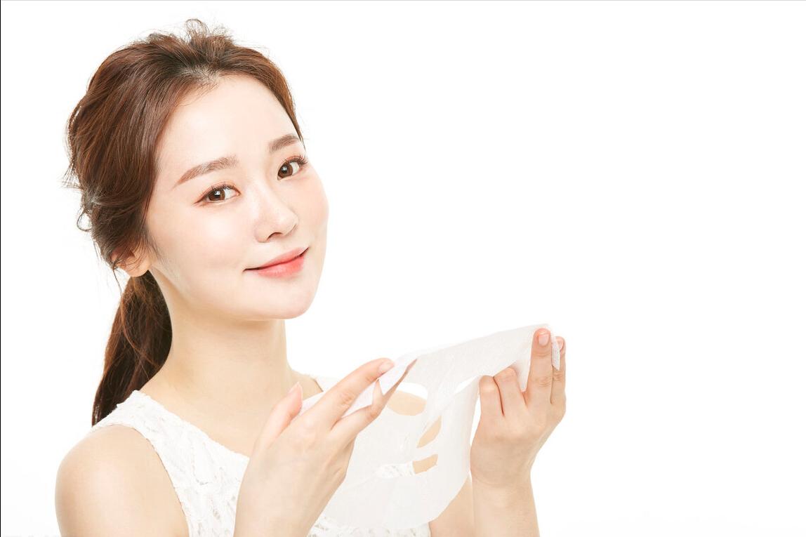 敷面膜脸上辣辣的是严重缺水吗,敷面膜脸辣辣的刺痛什么原因