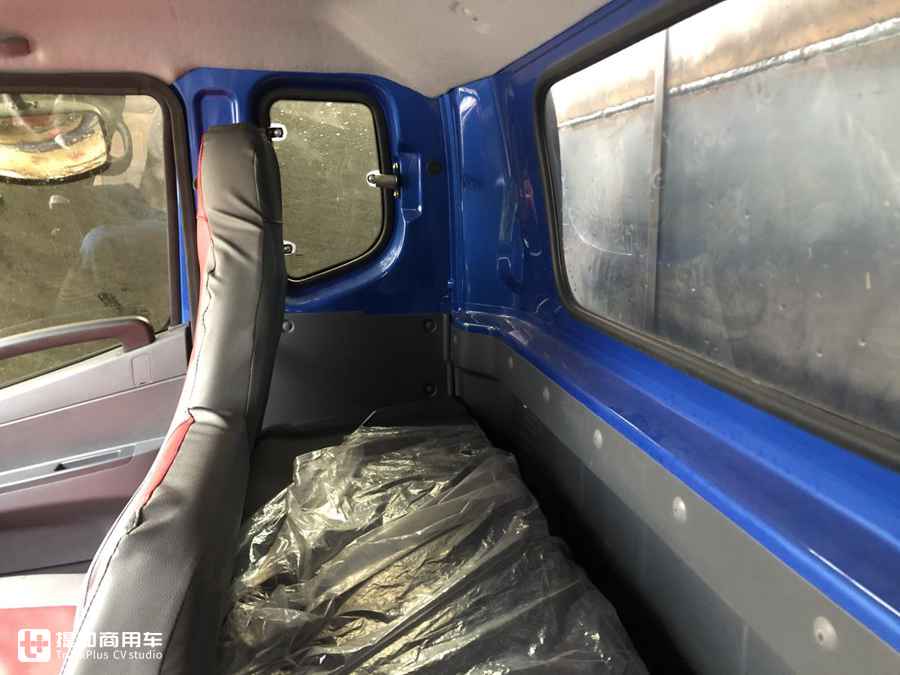 骏铃v6轻卡车重载版,江淮骏铃v6排半轻卡底盘