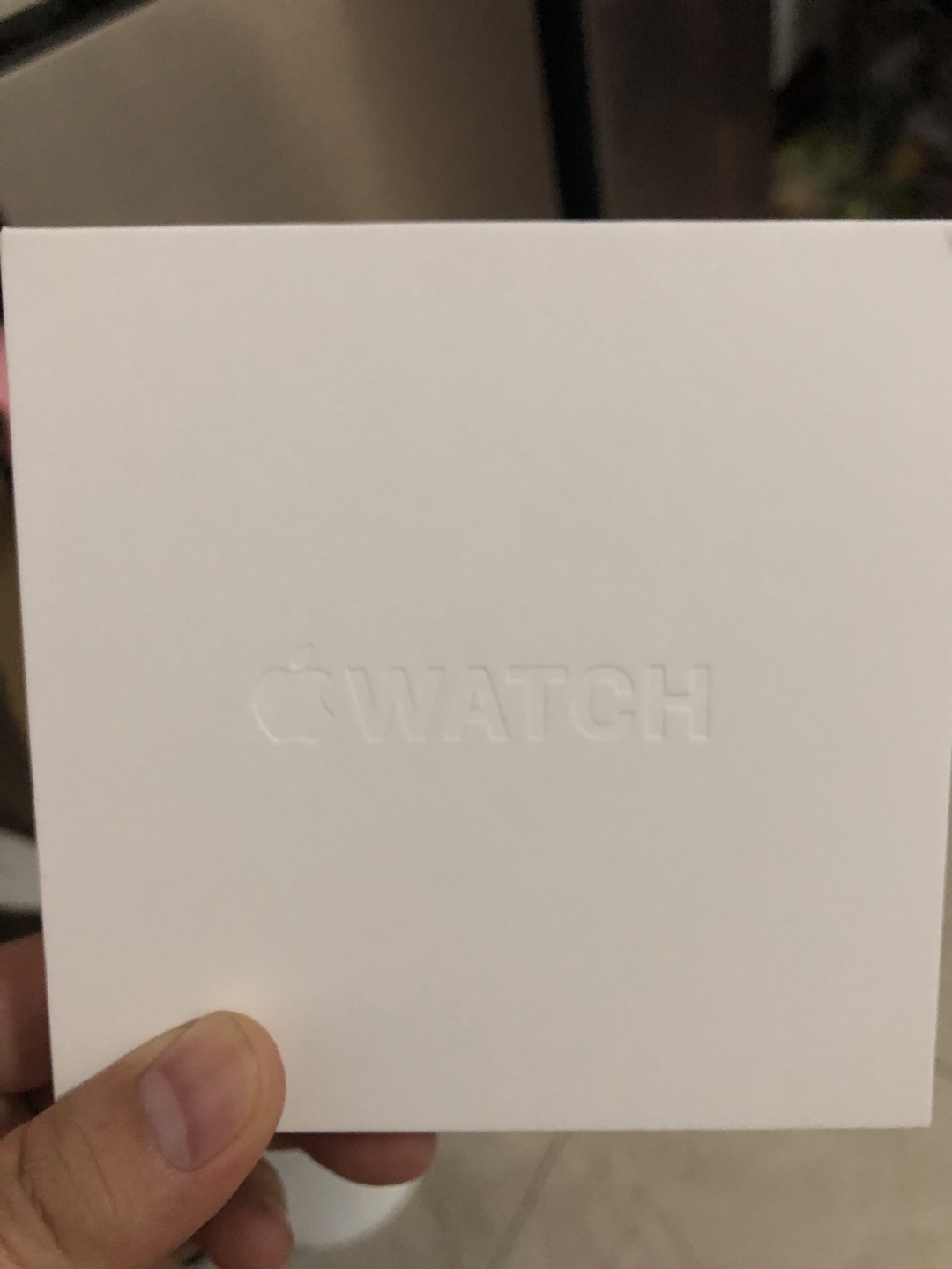 applewatch碎屏可以换新吗,applewatch屏幕碎了换屏多少钱