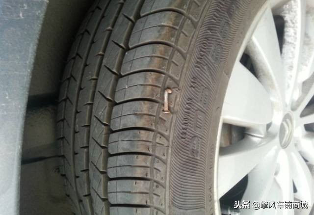 货车轮胎侧面破损如何修复,宝马防爆轮胎侧面破损