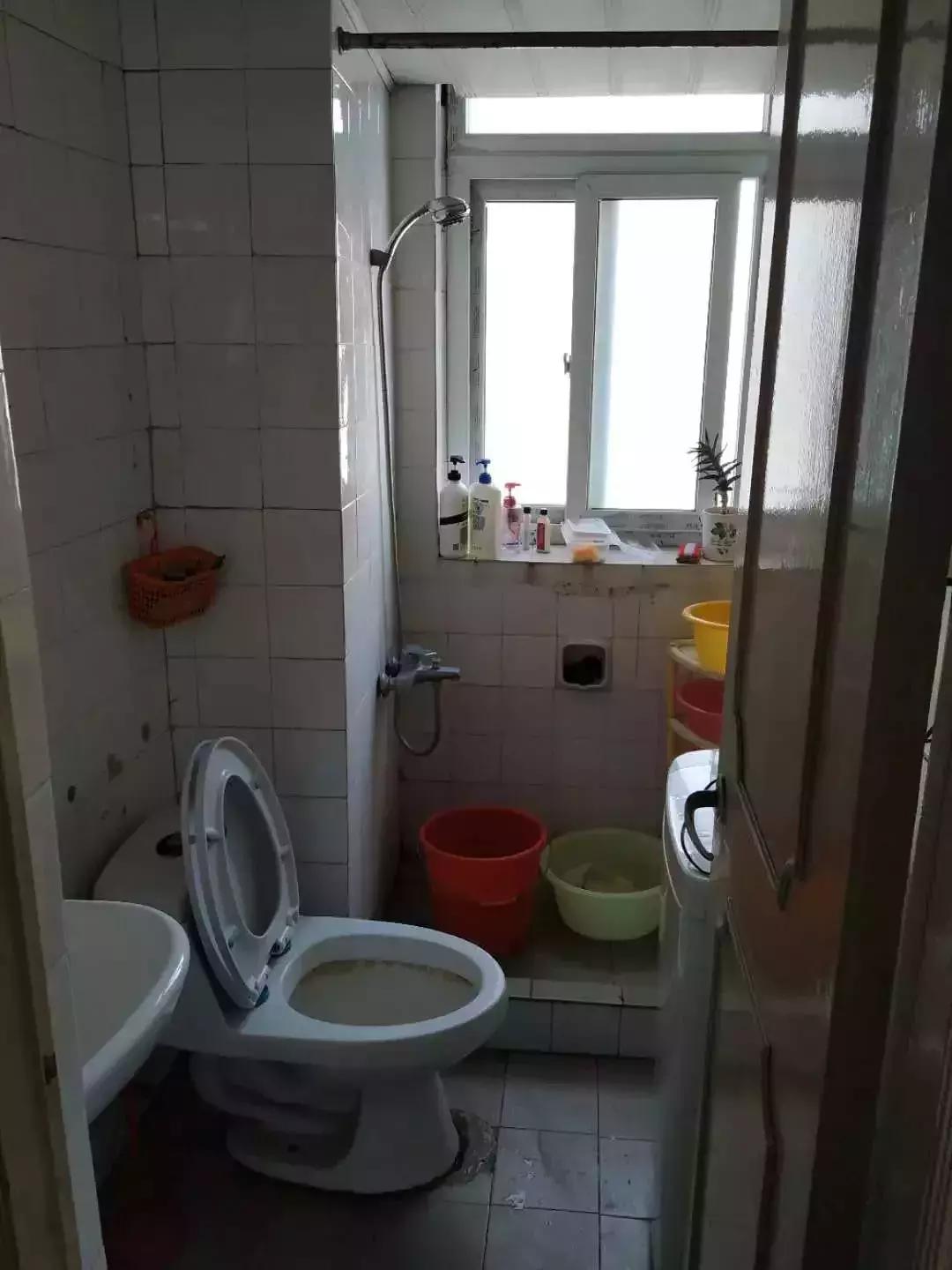 爆改上海25平三角形房,花10万改造45平小破房