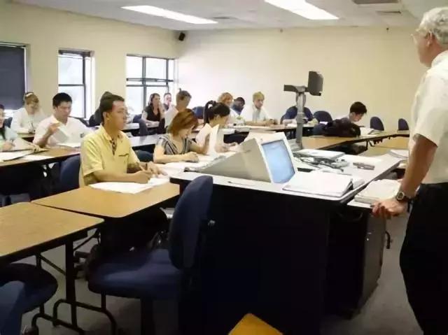 留美博士为什么要回国工作两年,留美博士为什么在国外发展