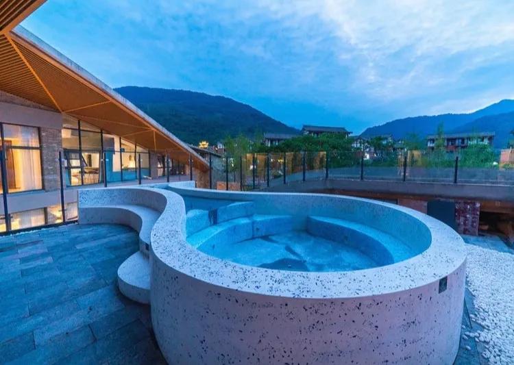 最新成都黄龙溪民宿包吃住一个月,成都周边游山中民宿