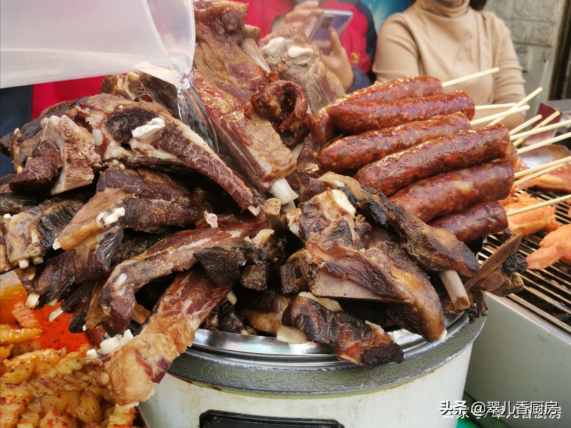 来成都旅游记得过来打卡,春熙路美食推荐各种成都名小吃