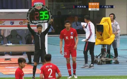 前国青门将加盟上海申花,前锋出任门将