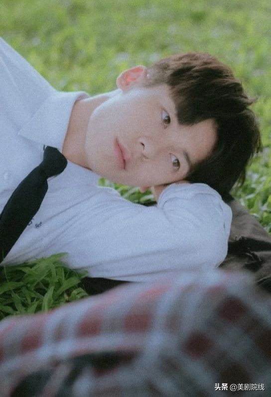 豆瓣评分8.0以上华语电影2020年,最新华语豆瓣评分9.5以上的电影