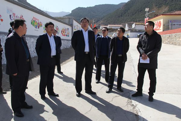 吴晓斌入企进村,吴晓斌进村