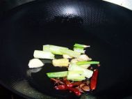 香辣啤酒鸭怎么做法视频,甜辣啤酒鸭做法步骤视频