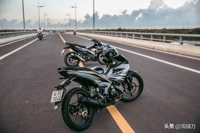 买菜摩托车,买菜复古摩托