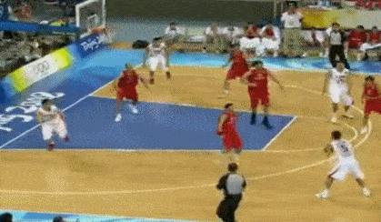 中国男篮和中国男足携手并肩,中国男篮和中国男足谁会走出困境