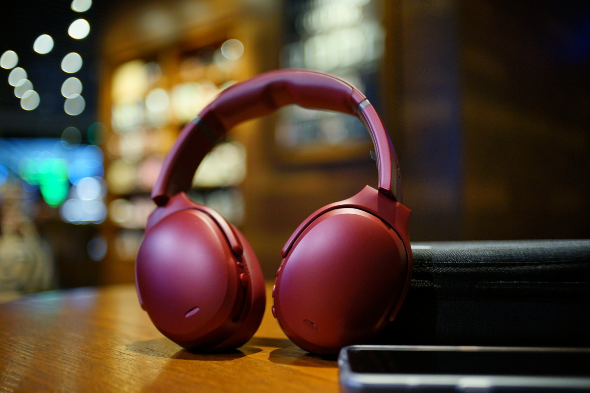 低频最强！虐哭BOSE索尼头戴降噪耳机SkullcandyCrusher ANC评测