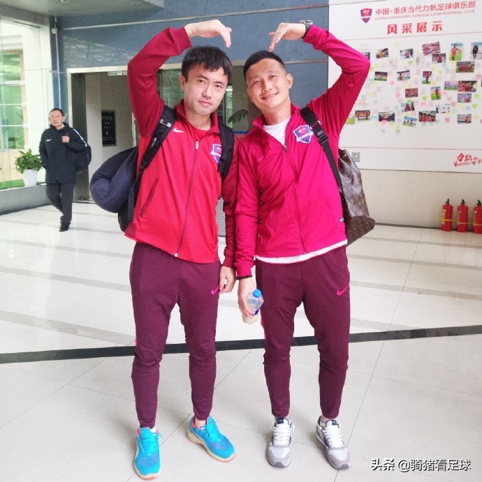 斯威主教练评价申花,重庆斯威主帅言论