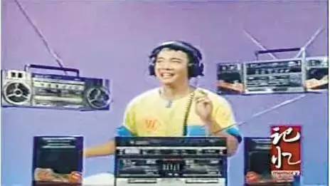 40年代经典老歌回忆的说说,四十年前的最精典的一句广告语