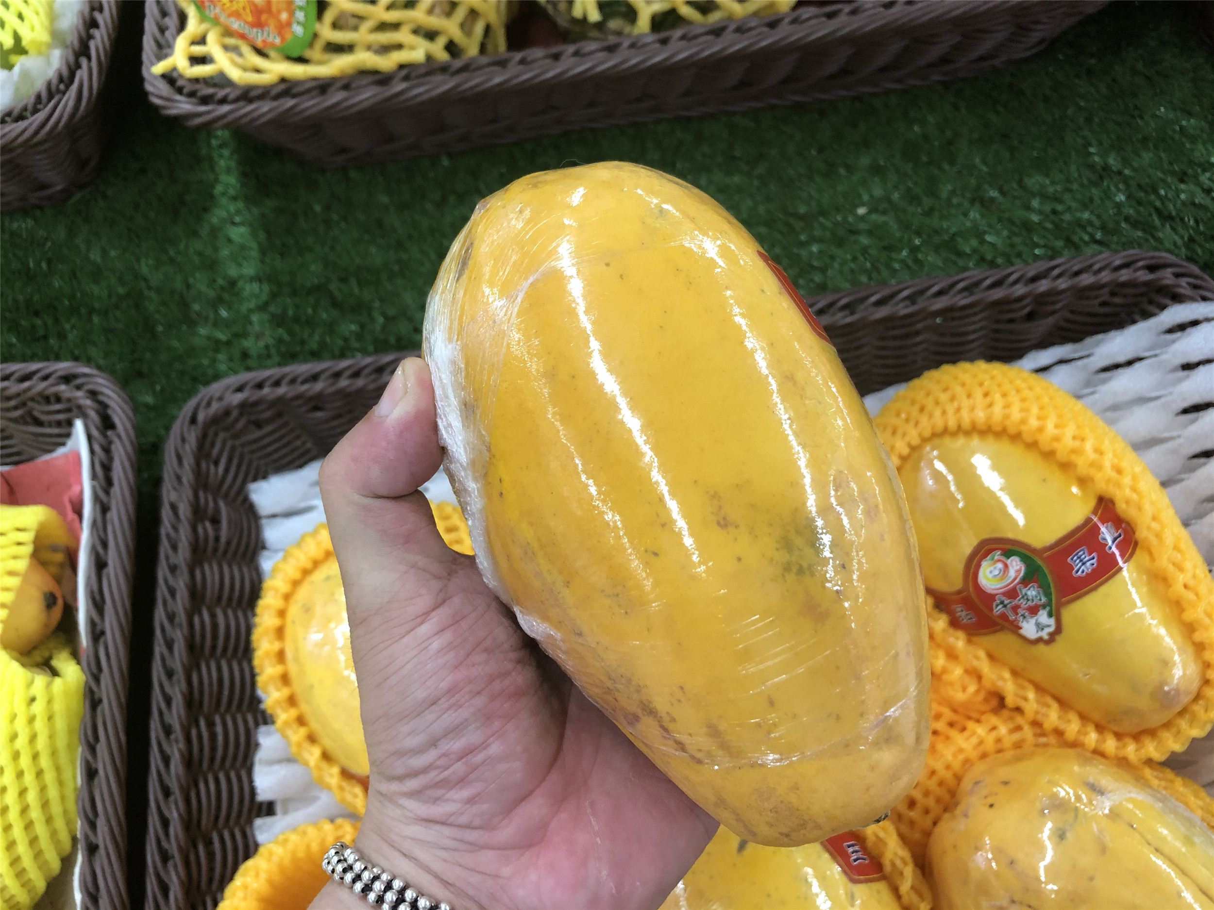 不能放在冰箱的水果有哪些,不宜在冰箱冷藏存放的水果是什么