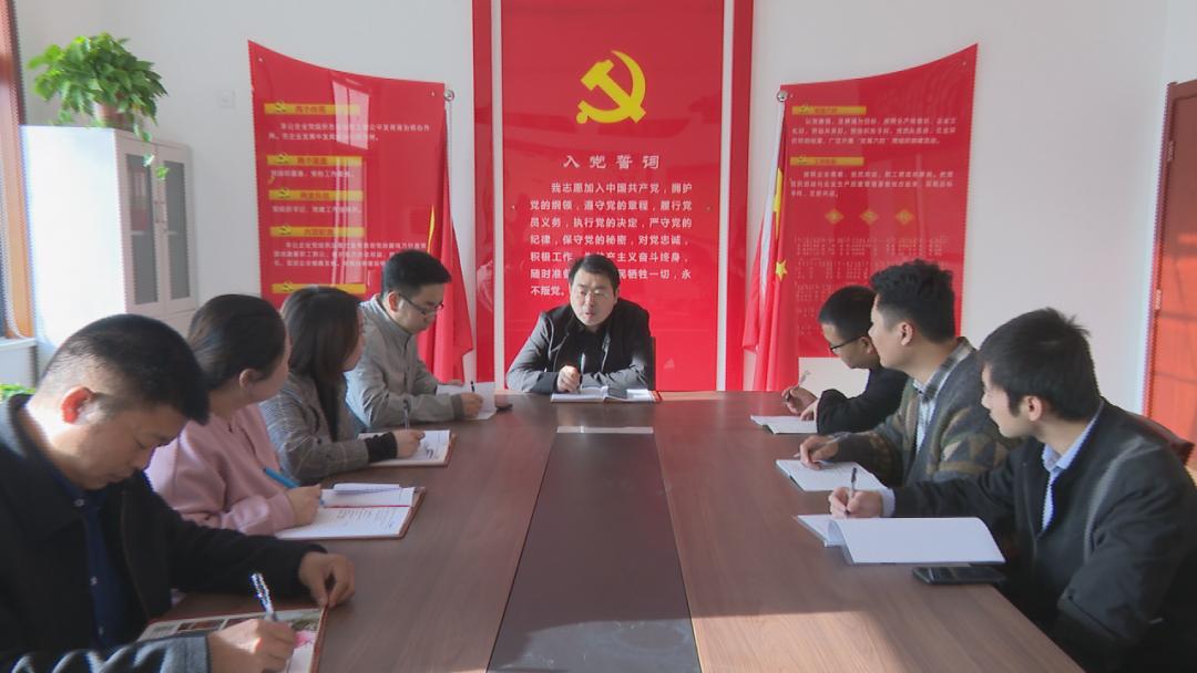 「脱贫路上的奋斗故事」刘锋：讲诚信善经营小苹果做出大产业