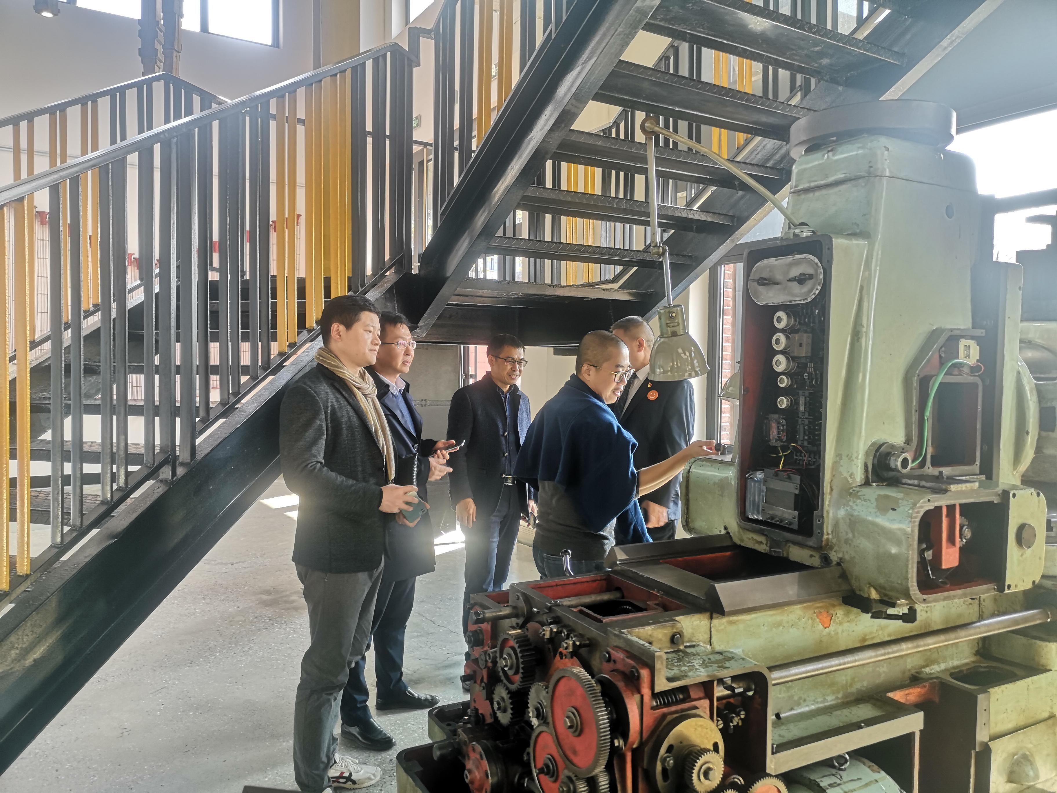 学加中房企业参访：破浪扬帆，走进韶关钢铁
