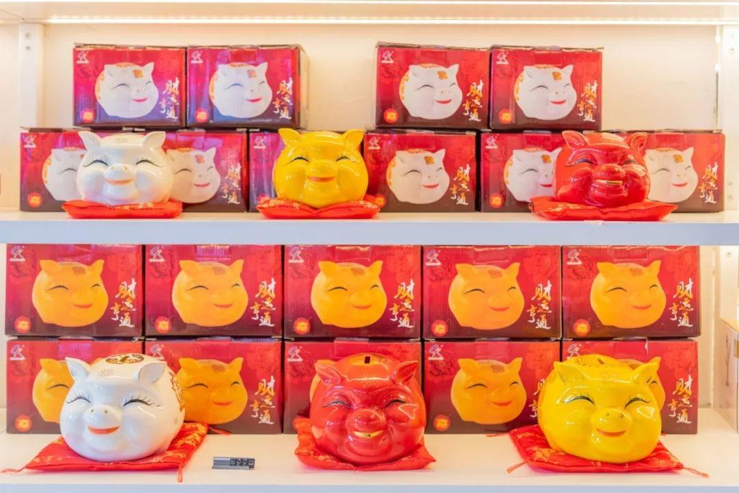 至强扫货攻略！佛山CBD潮玩新地标，女生月购物狂欢！