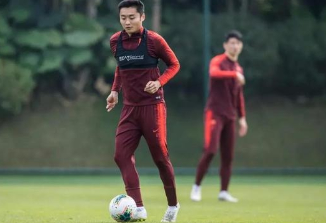 国足李铁带队,李铁里皮两场比赛3球世预赛