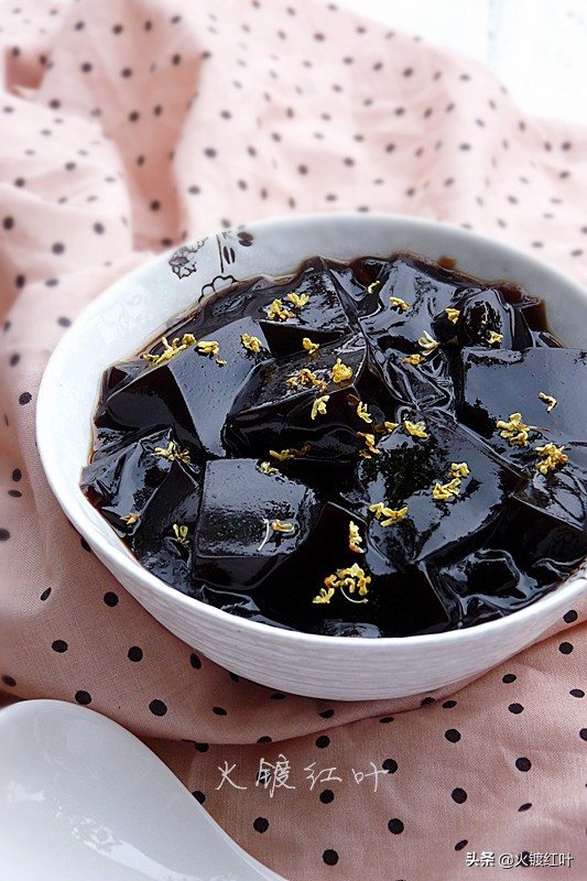 龟苓膏消暑效果怎么样,夏天消暑龟苓膏在家里应该怎么做