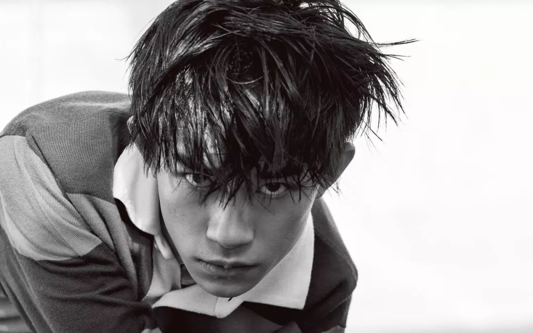 易烊千玺你是演员不是偶像,易烊千玺不是偶像是演员