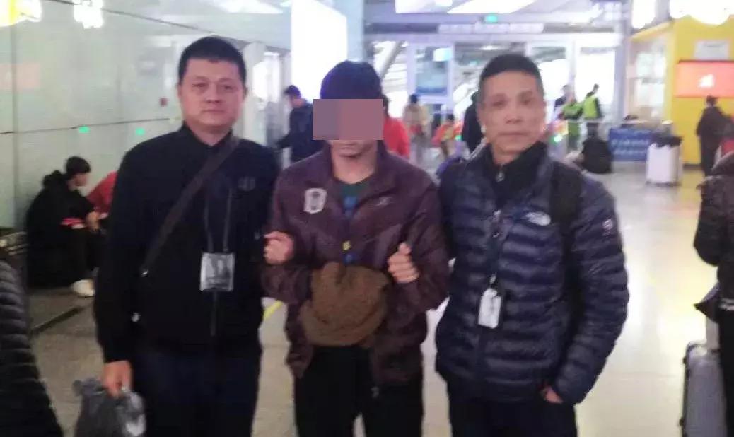 广东中山一男子逃逸,中山小伙骑摩托出车祸死亡