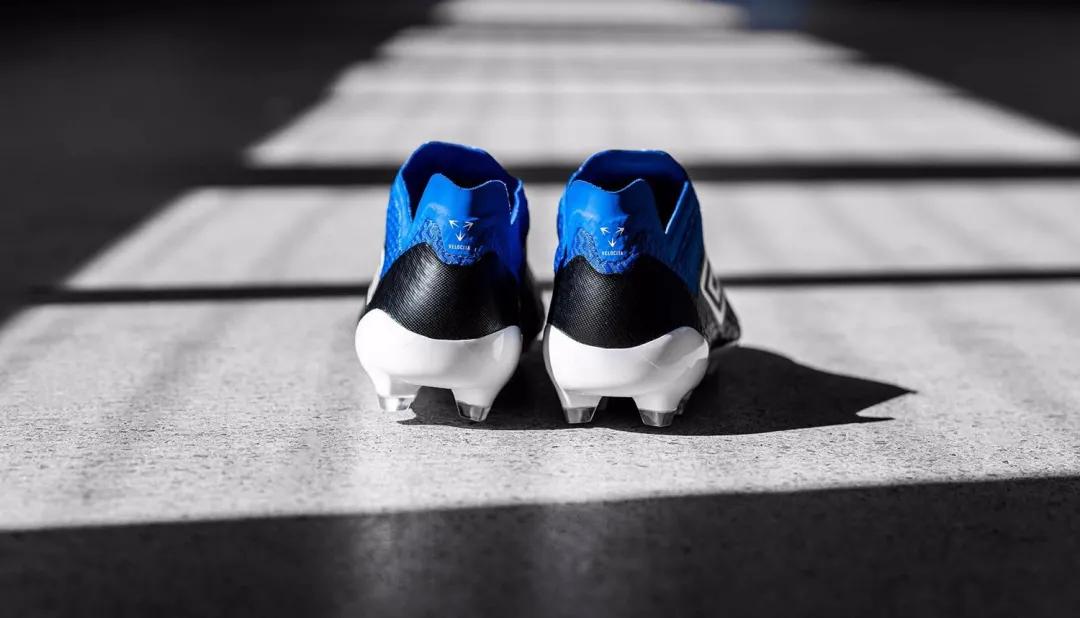 足球世界最新更新,足球最新战靴