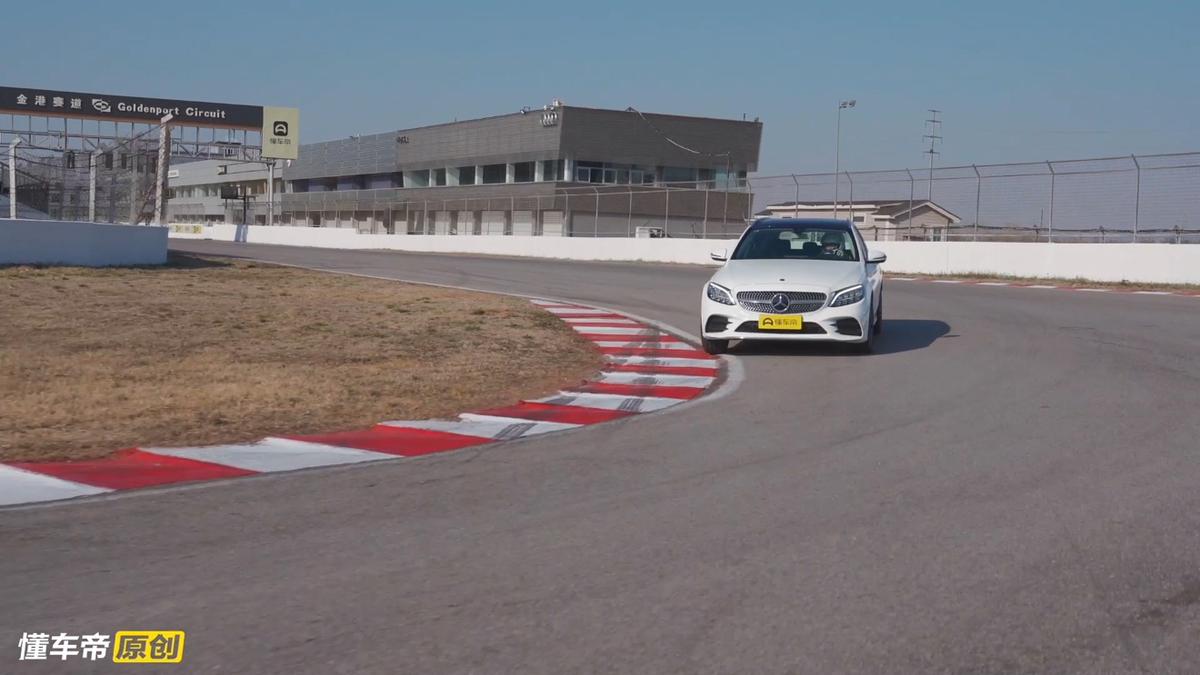 测评奔驰c旅行版,奔驰c级旅行车和奥迪a4旅行车