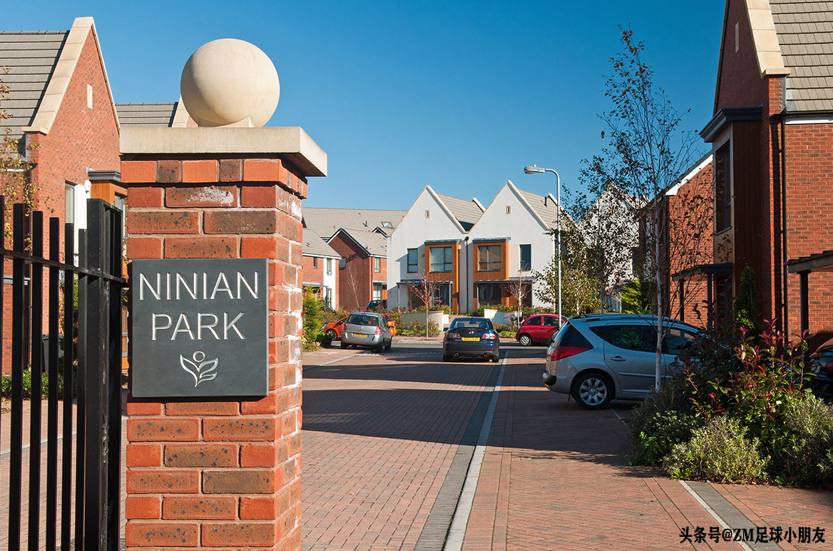 那些年难以忘记的球场,那些逝去的足球巨星