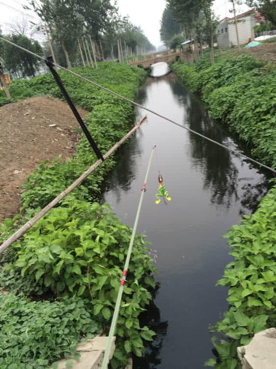 路亚打黑怎么找黑鱼,路亚钓法打黑