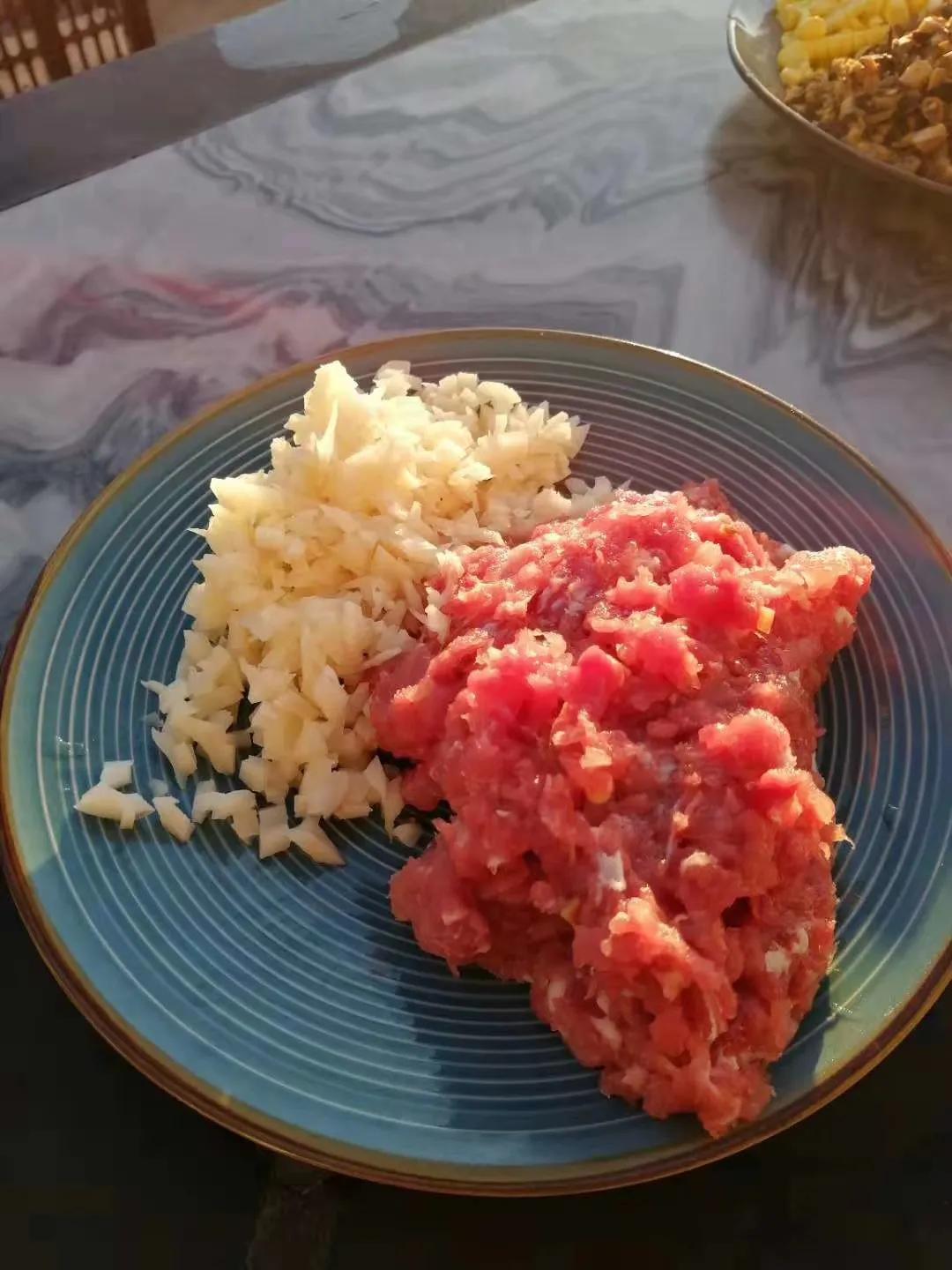 一家三口在大理租房,一家三口的田园生活