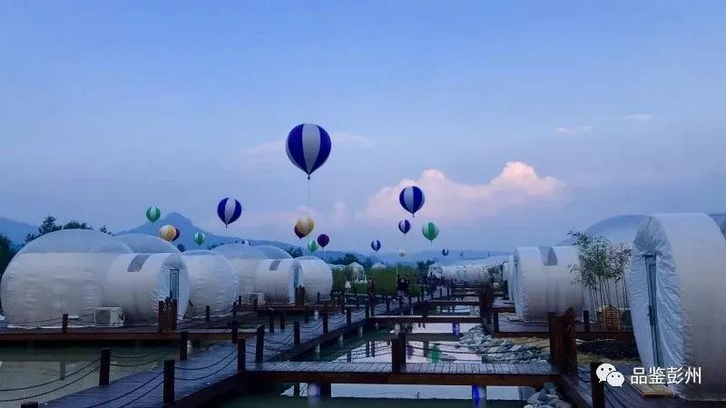 画一幅和足球有关的画简单图片,画一幅和足球相关的画