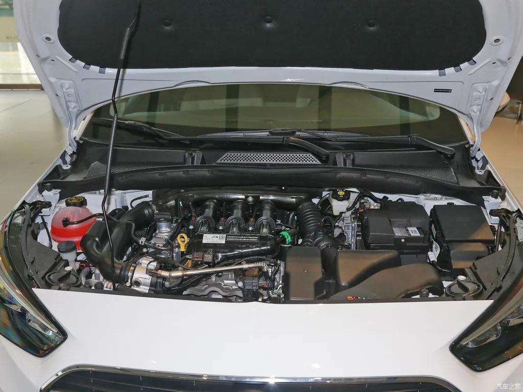 百公里油耗5升最廉价进口suv,百公里油耗5-6左右的车