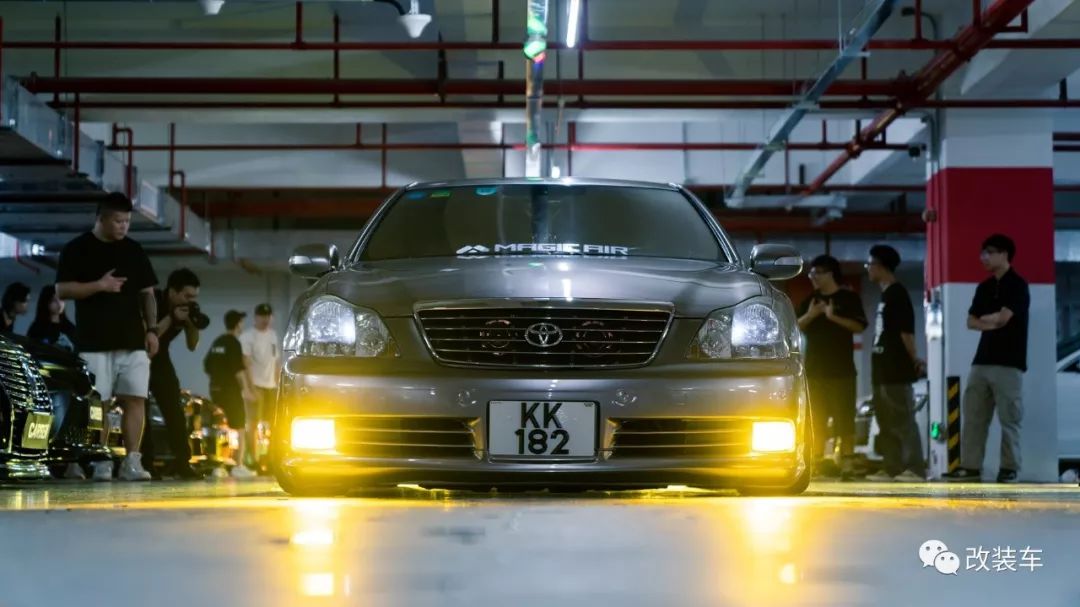 12代皇冠爆改,12代皇冠改2gr发动机要换油箱吗