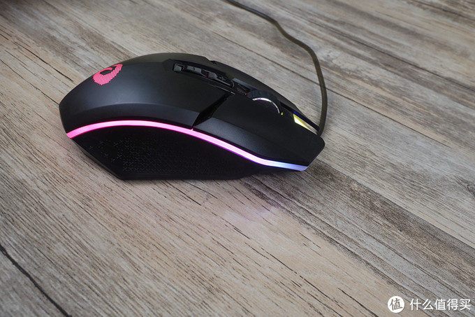 达尔优cm630牧马人轻量化鼠标,达尔优牧马人5代有鼠标宏吗