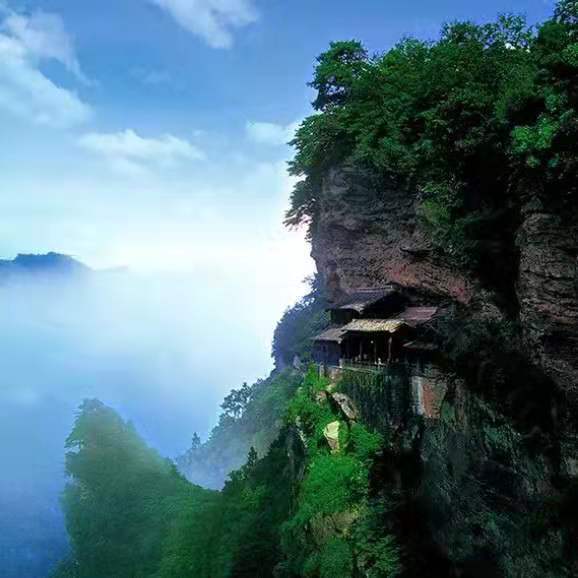 纵观武当酒历史，体验中国酒文化内涵