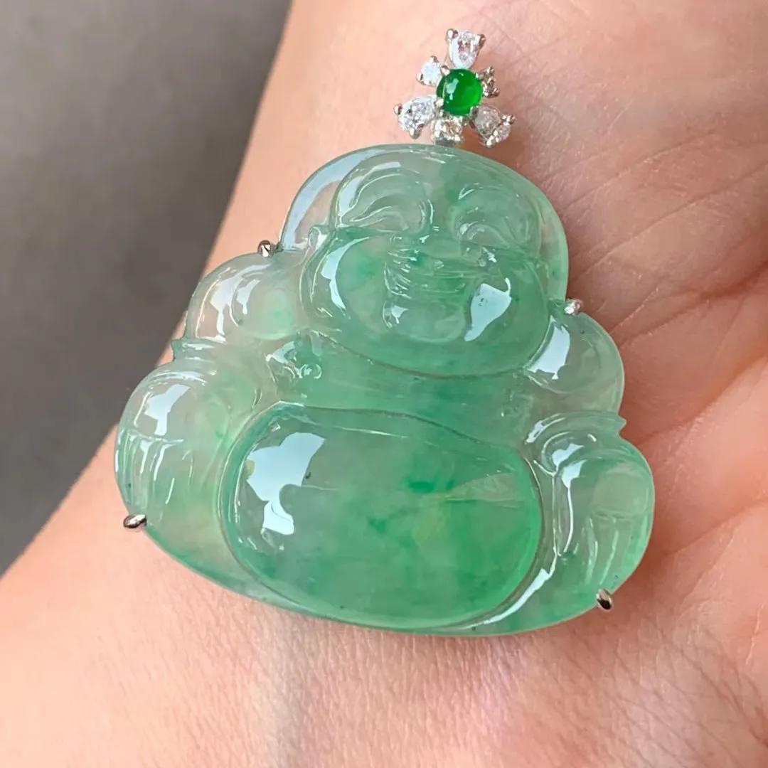 翡翠为什么不给估价,买翡翠回来讲究什么呢