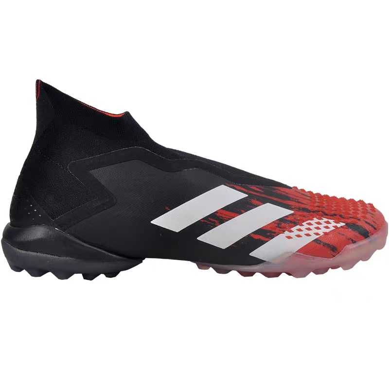 如何找到适合自己脚型的足球鞋,怎么选择合适自己脚的足球鞋