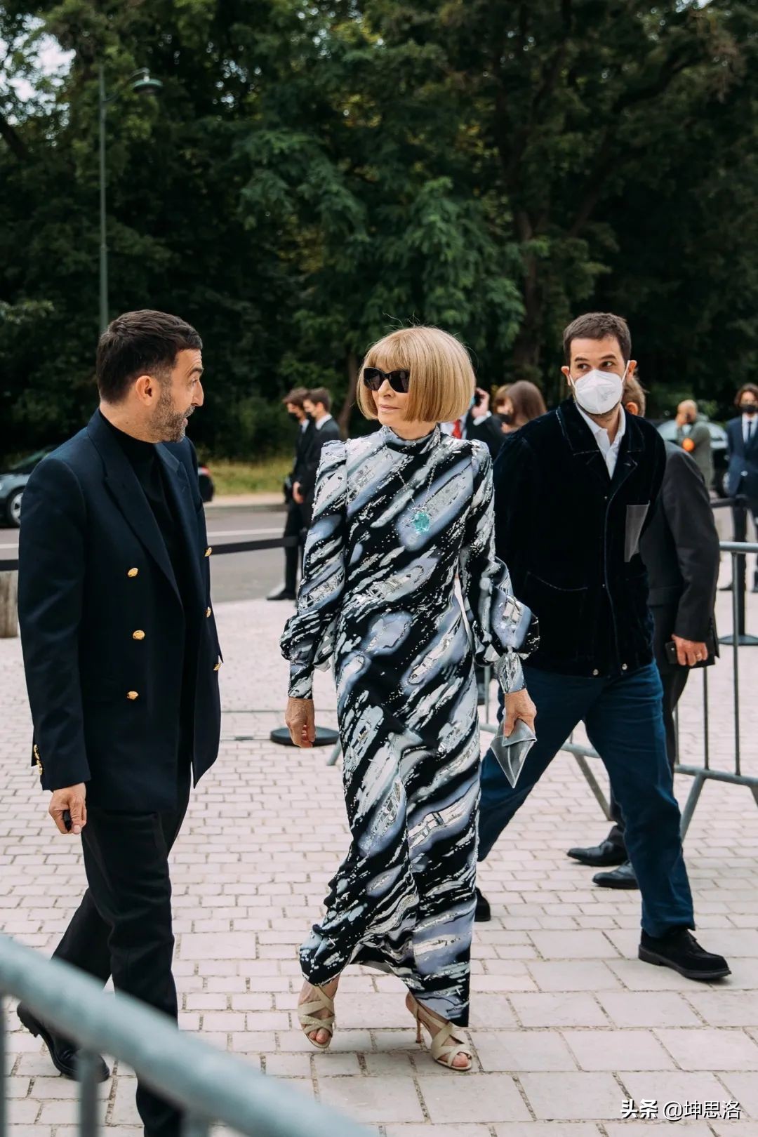 巴黎时装周的最佳街头穿搭风格,2020春夏时装周穿搭灵感指南